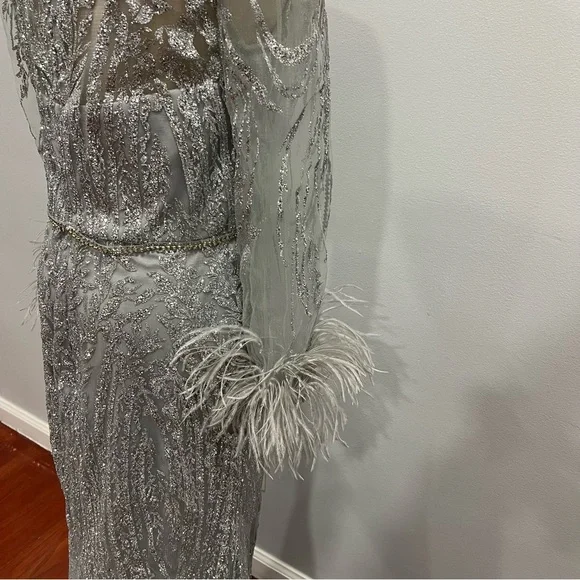 CINDERELLA DIVINE Fitted Long Glitter Evening Dress With Feathers Sleeves - Picture 14 of 16